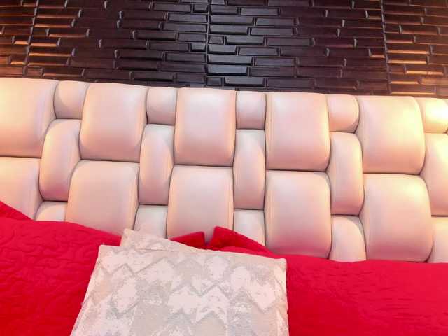 SaloHeaven live cam on BongaCams