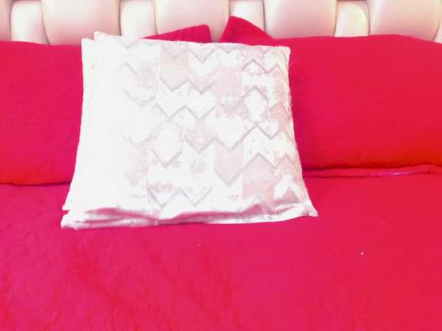 SaloHeaven live cam on BongaCams