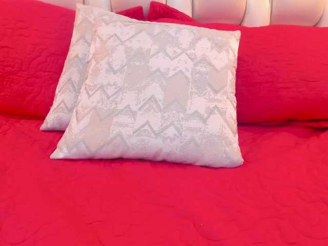 SaloHeaven live cam on BongaCams