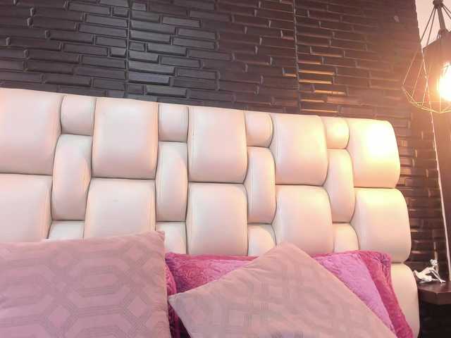 SaloHeaven live cam on BongaCams