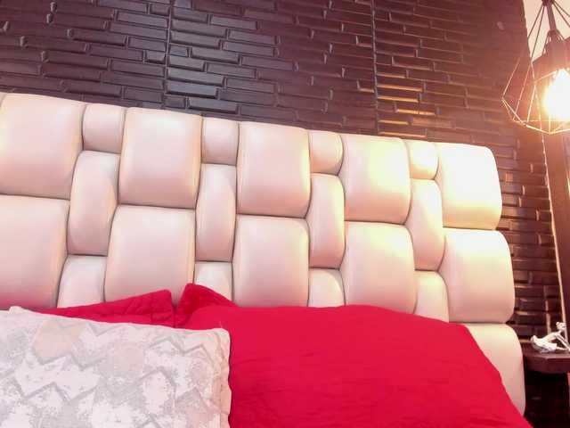 SaloHeaven live cam on BongaCams