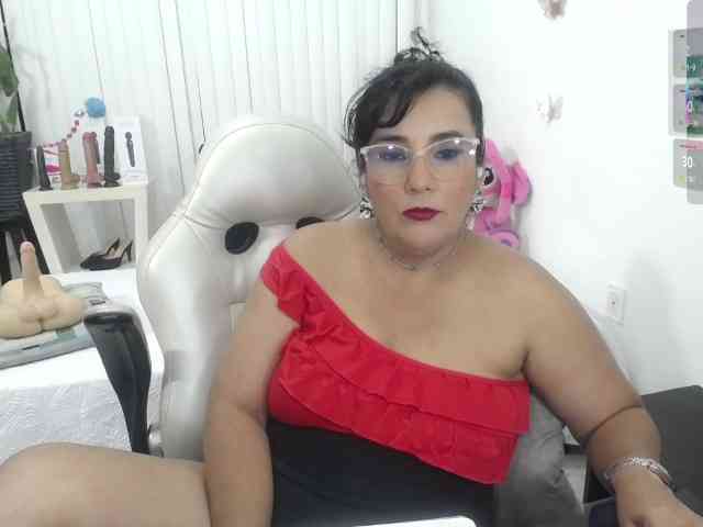 milf-hot29 webcam