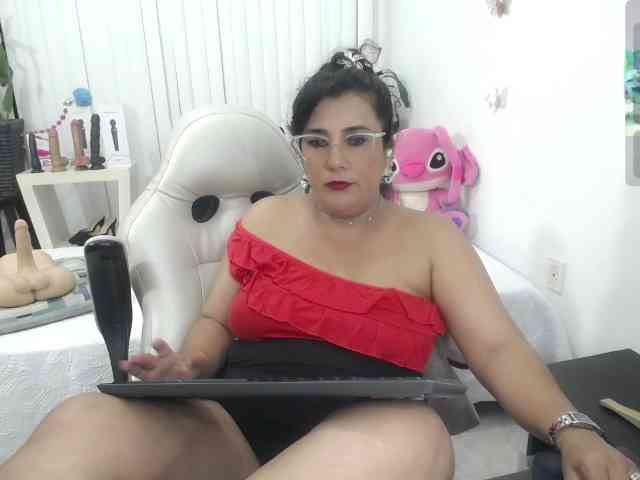 milf-hot29 webcam