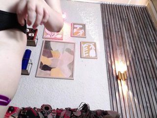 Naty-slavedoll Porn Show