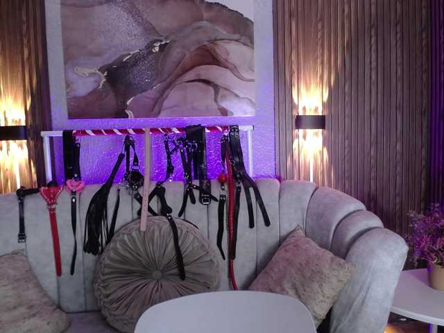 Naty-slavedoll live cam on BongaCams