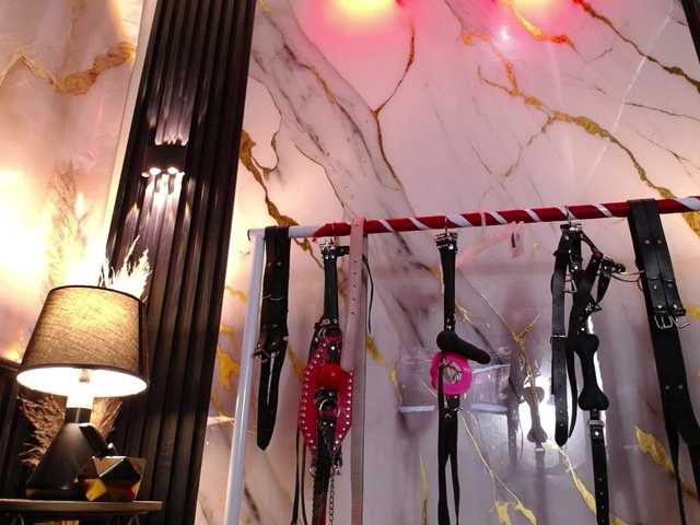 Naty-slavedoll live cam on BongaCams