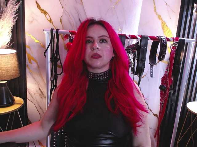 Naty-slavedoll live cam on BongaCams