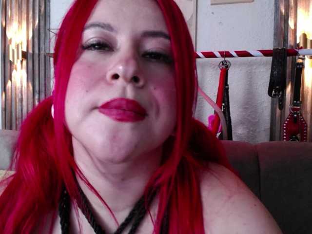 Naty-slavedoll live cam on BongaCams