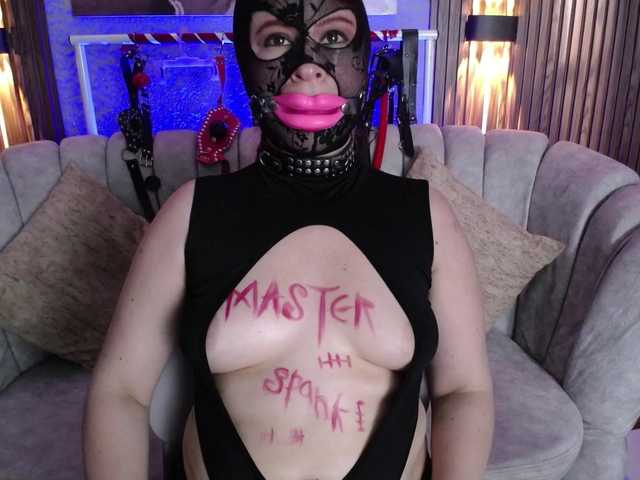 Naty-slavedoll live cam on BongaCams