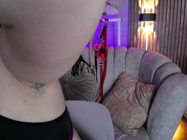 Naty-slavedoll live cam on BongaCams