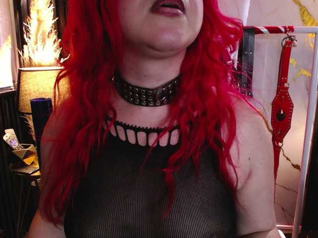Naty-slavedoll live cam on BongaCams