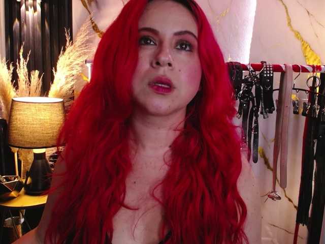 Naty-slavedoll live cam on BongaCams