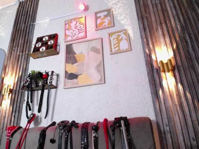 Naty-slavedoll live cam on BongaCams