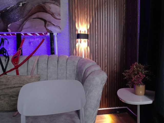 Naty-slavedoll live cam on BongaCams