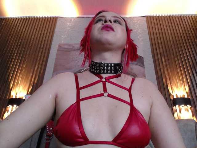 Naty-slavedoll's BongaCams show and profile