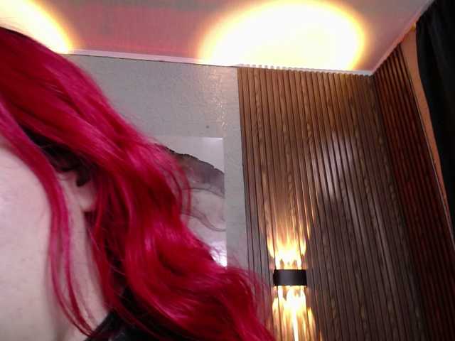 Naty-slavedoll live cam on BongaCams