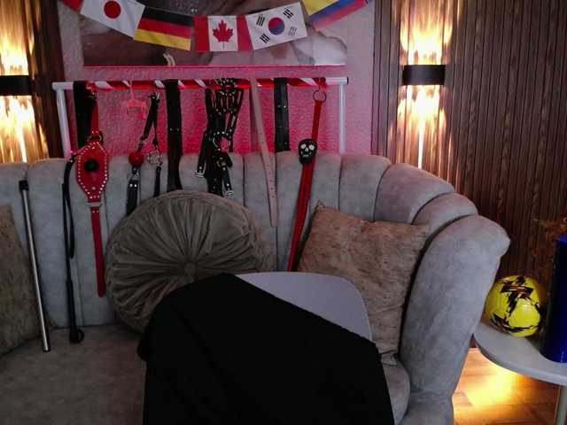 Naty-slavedoll live cam on BongaCams