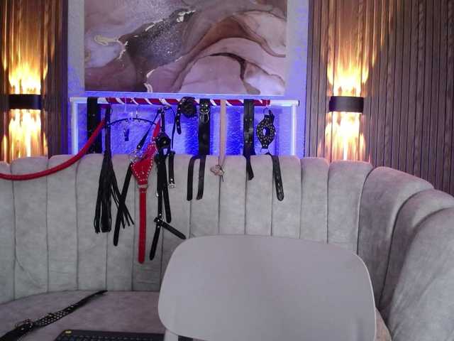 Naty-slavedoll live cam on BongaCams