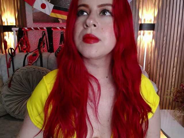 Naty-slavedoll live cam on BongaCams