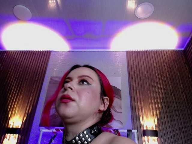 Naty-slavedoll — live female cam