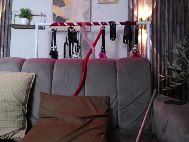 Naty-slavedoll live cam on BongaCams