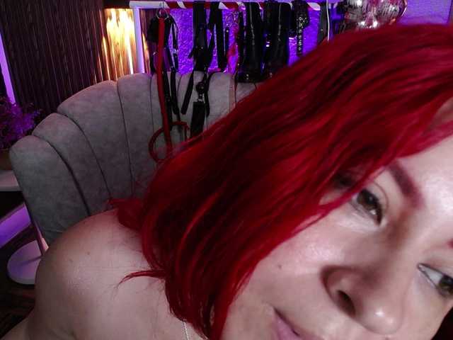 Naty-slavedoll live cam on BongaCams