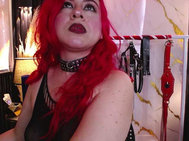 Naty-slavedoll live cam on BongaCams