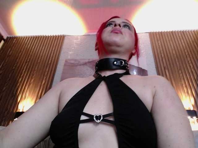 Naty-slavedoll live cam on BongaCams