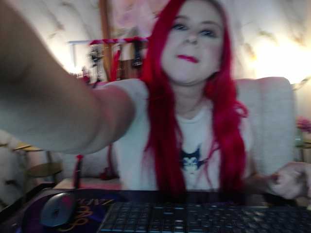 Naty-slavedoll live cam on BongaCams