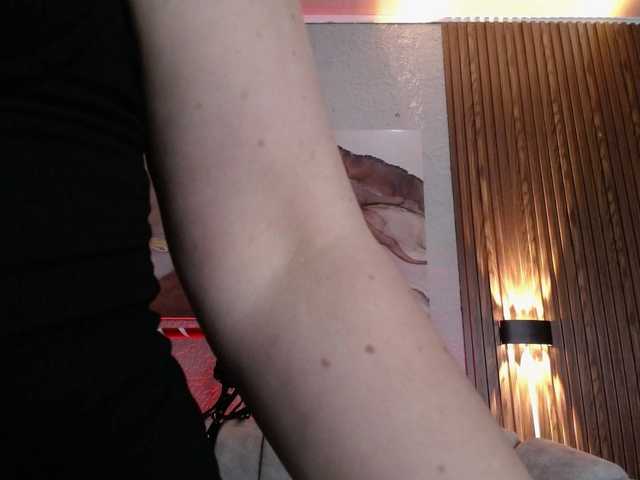Naty-slavedoll live cam on BongaCams