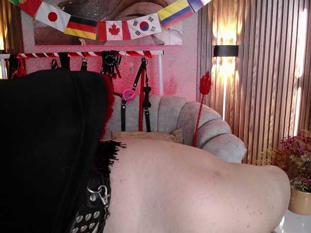 Naty-slavedoll live cam on BongaCams