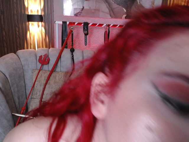Naty-slavedoll live cam on BongaCams