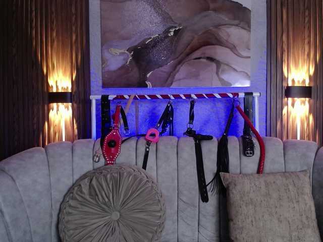 Naty-slavedoll live cam on BongaCams