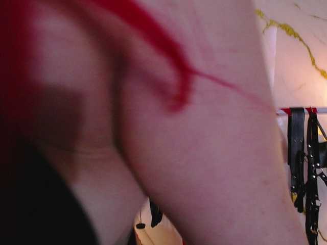 Naty-slavedoll live webcam show