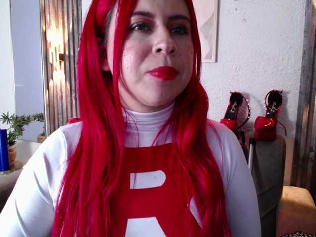 Naty-slavedoll live cam on BongaCams