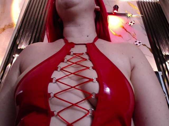 Naty-slavedoll live cam on BongaCams