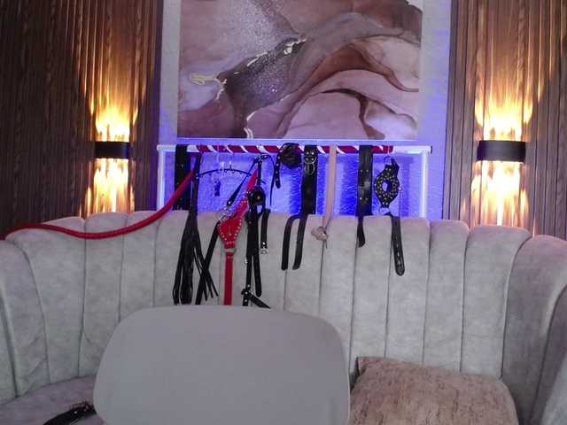Naty-slavedoll live cam on BongaCams