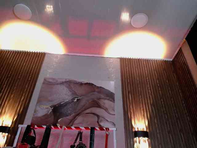 Naty-slavedoll webcam