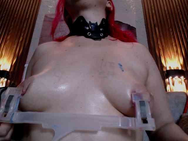 Naty-slavedoll webcam