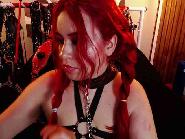Modelo: Naty-slavedoll