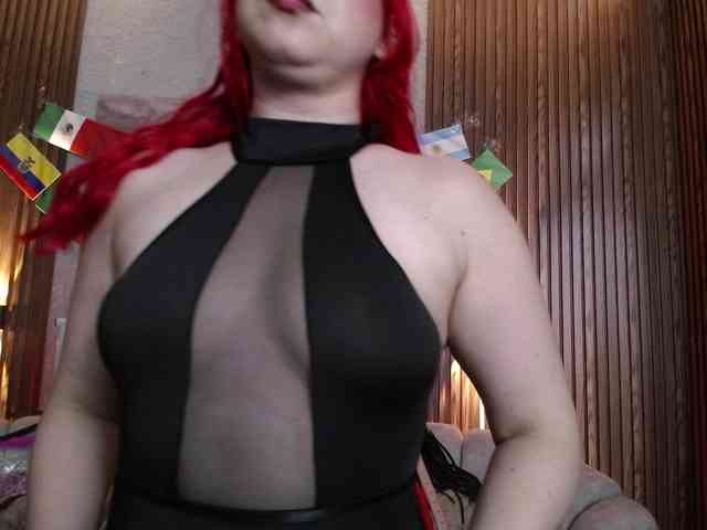 Naty-slavedoll webcam