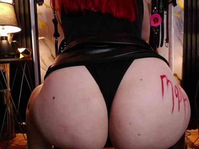 Naty-slavedoll webcam
