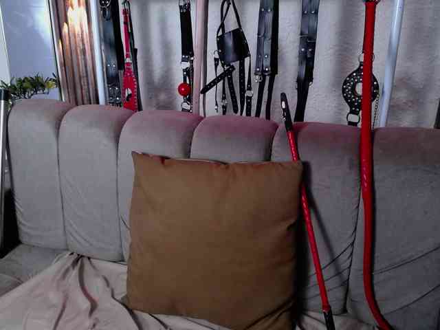 Naty-slavedoll