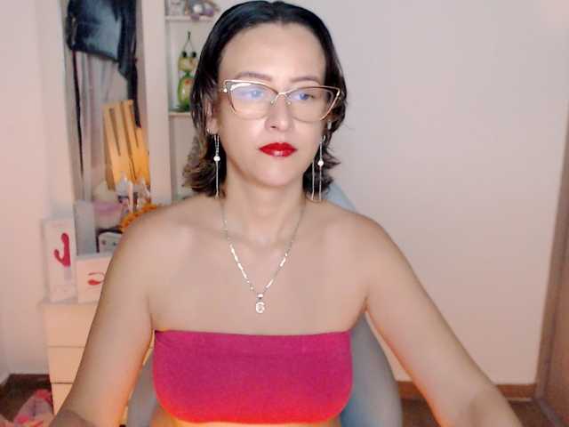 maryline-w live cam on BongaCams