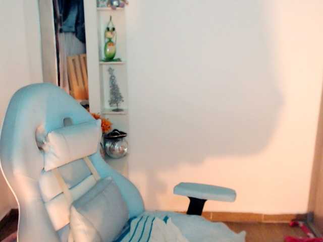 maryline-w live cam on BongaCams