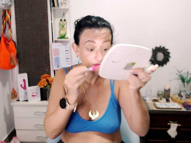 maryline-w live cam preview