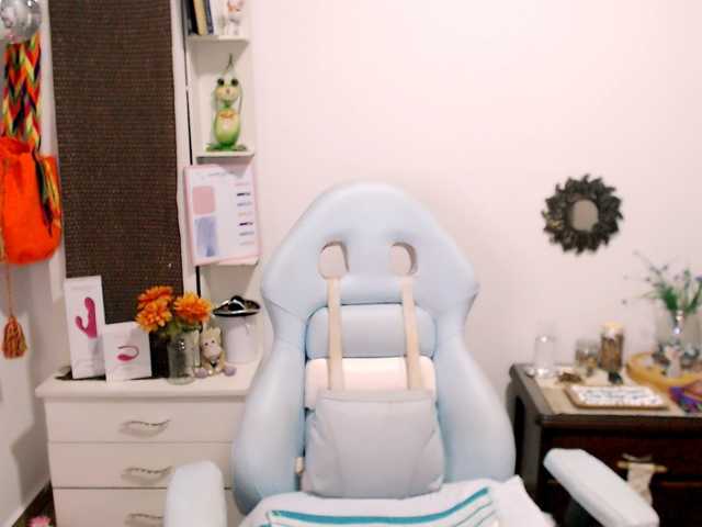 maryline-w live cam preview