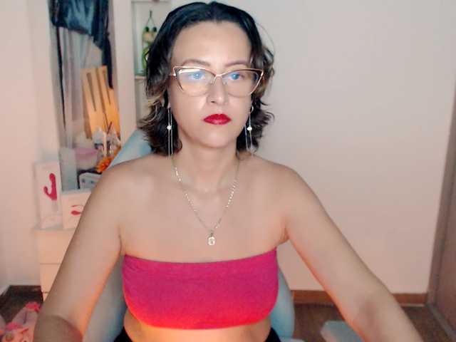 maryline-w live webcam show