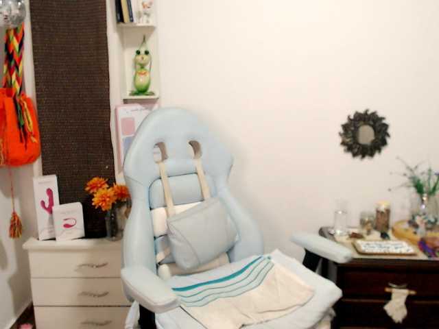 maryline-w live cam on BongaCams