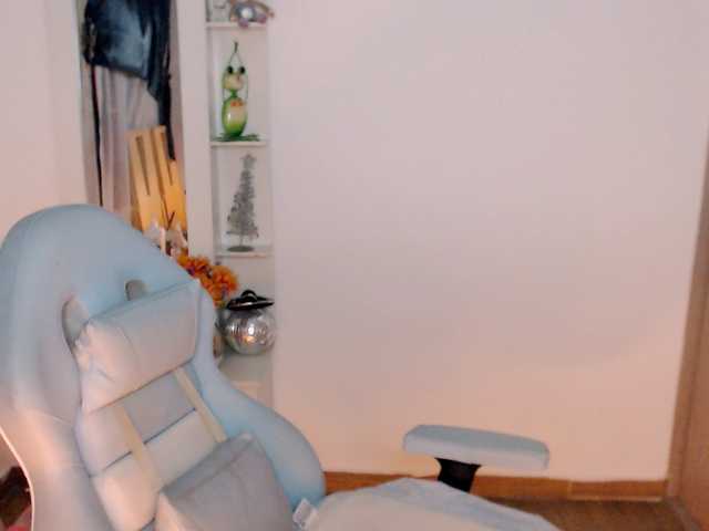 maryline-w live cam on BongaCams